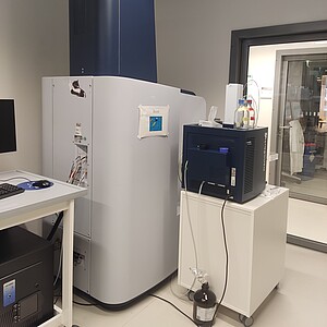 Mass spectrometer timsTOF